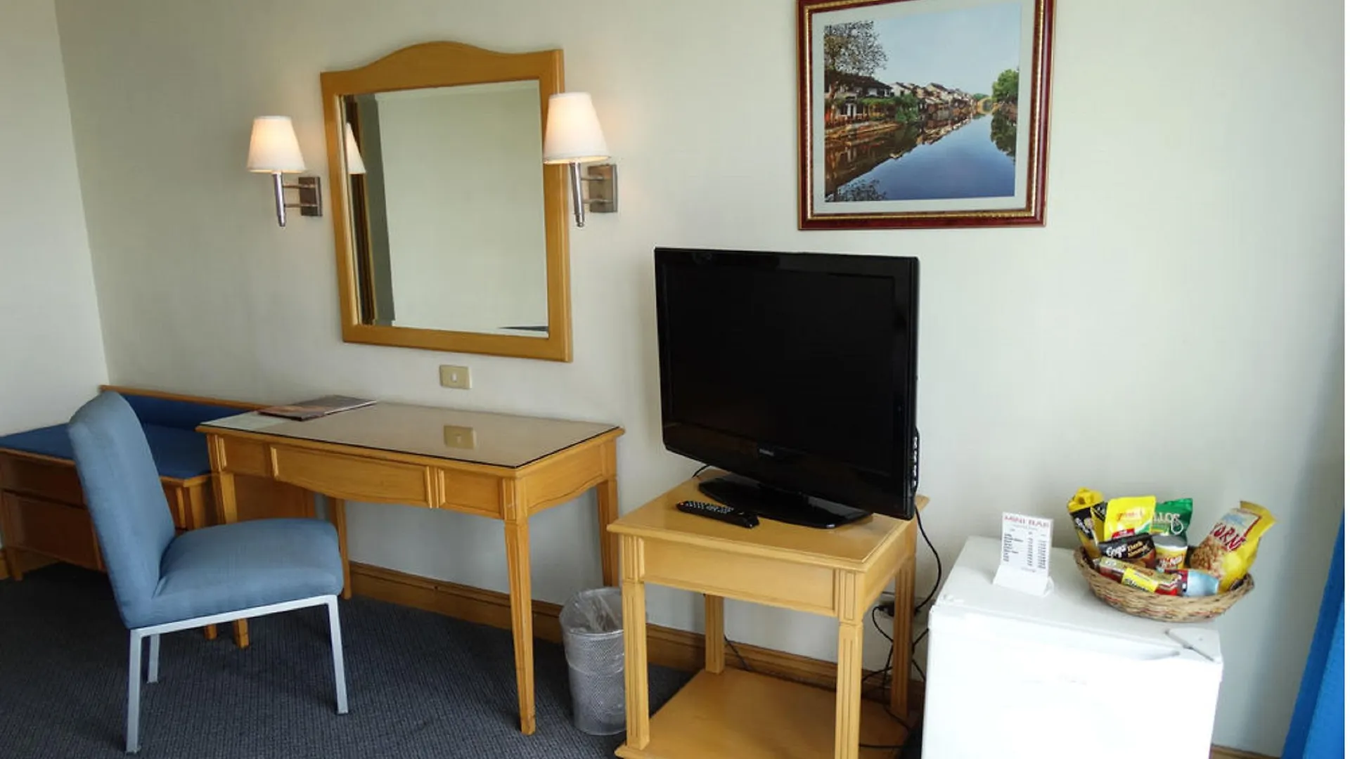 Aloha Hotel Roxas Boulevard Manila