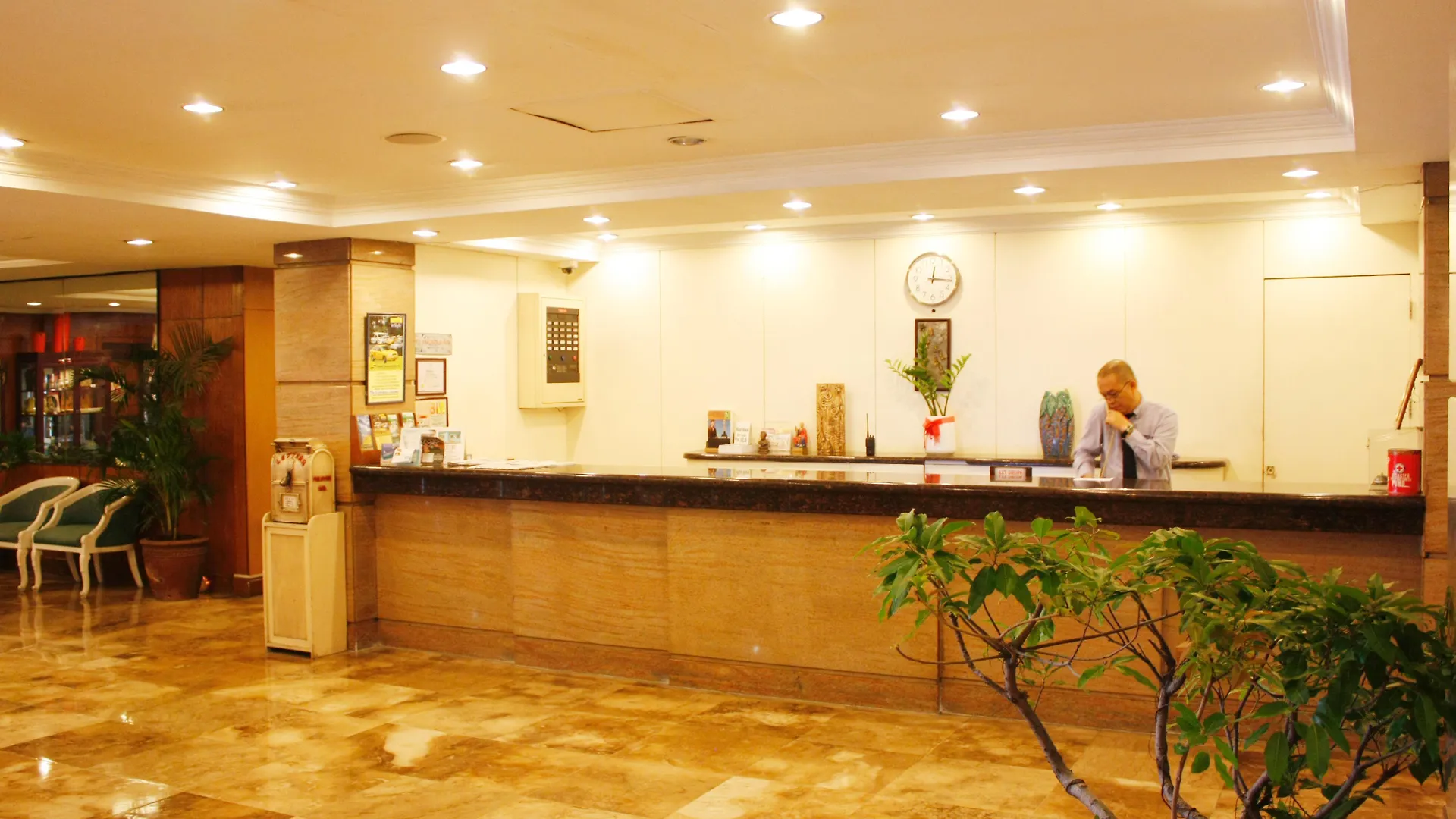 Aloha Hotel Roxas Boulevard Manila