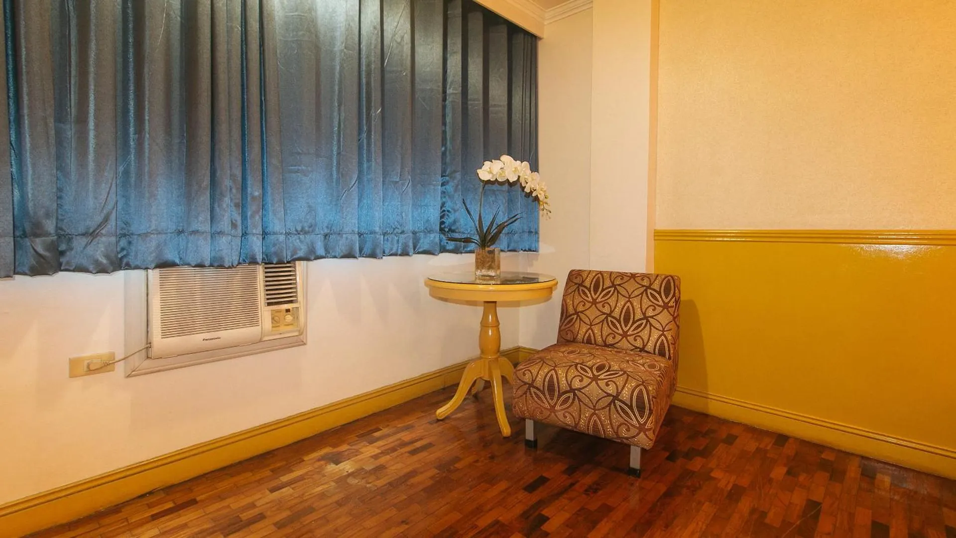 Aloha Hotel Roxas Boulevard Manila Filippine