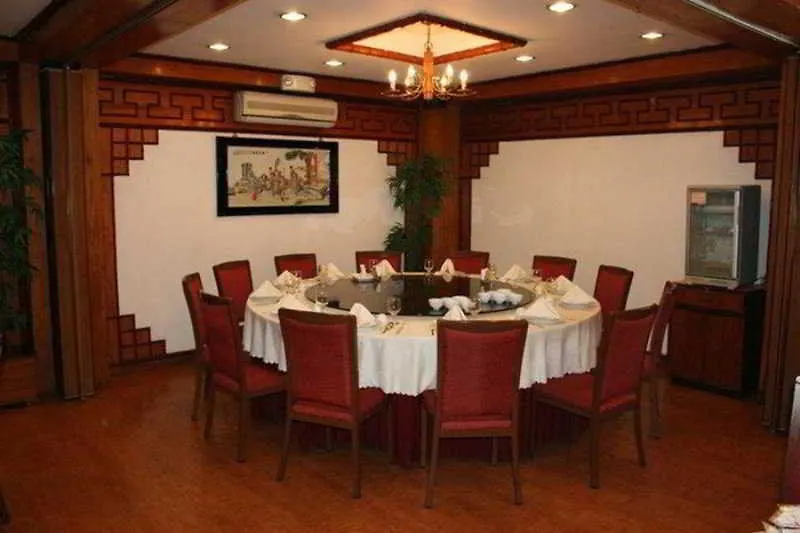 Aloha Hotel Roxas Boulevard Manila