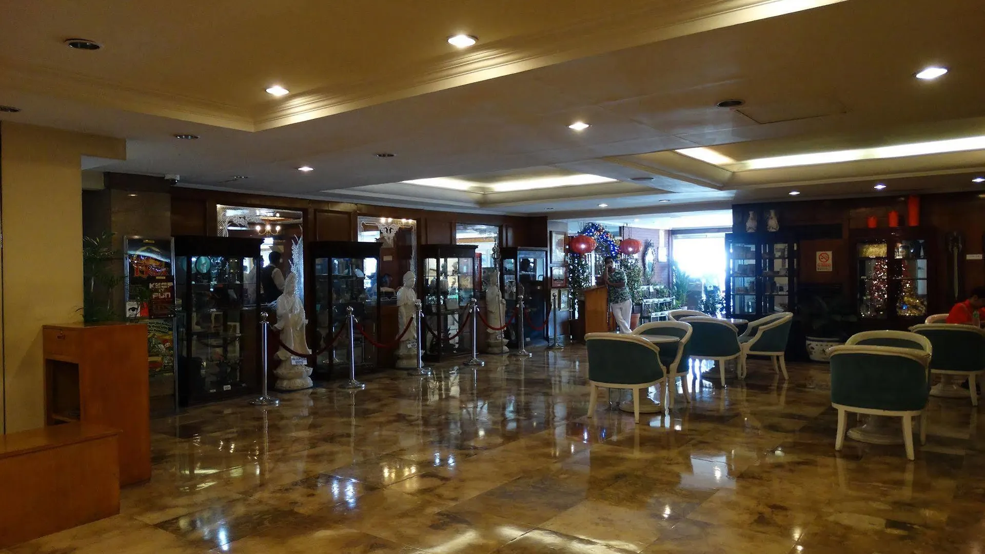 Aloha Hotel Roxas Boulevard Manila